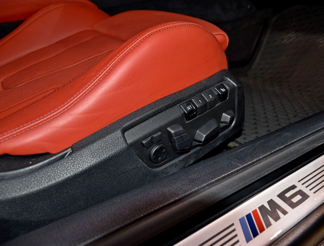 بي أم دبليو M6