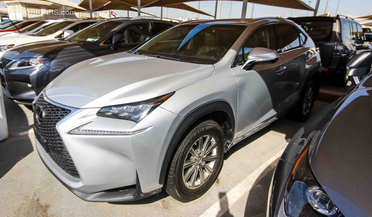 Lexus NX200t T