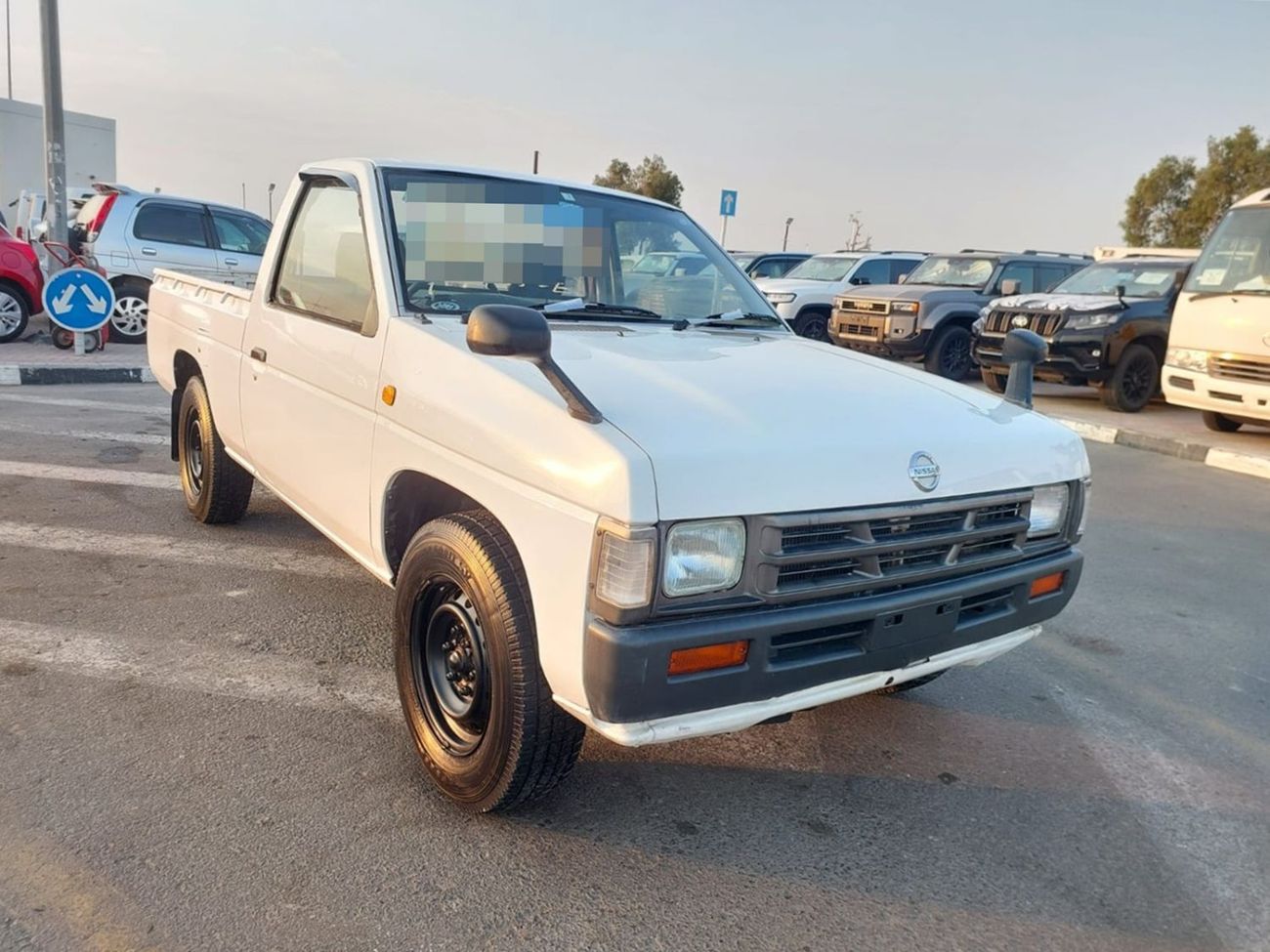 Nissan Pickup NISSAN DATSUN PICKUP RHD 1996 MODEL 2.0 L PETROL MANUAL(PM30402)