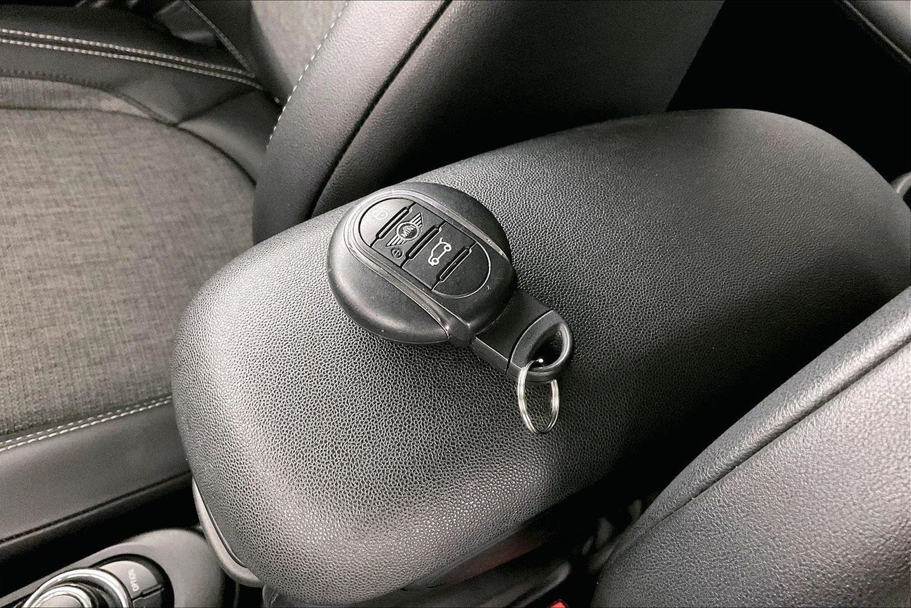 تويوتا كورولا كروس GLI | ضمان مجاني لمدة عام | 0 دفعة أولى