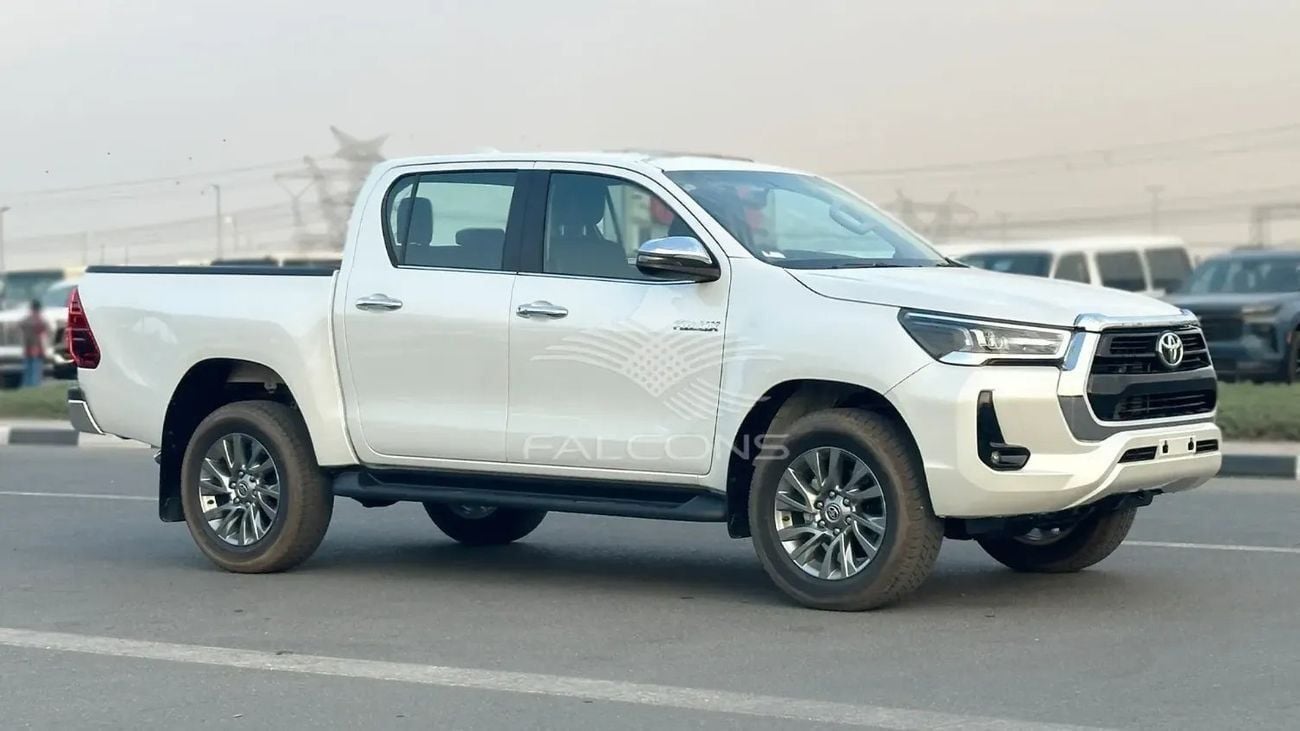 تويوتا هيلوكس SGLX 2.8L Diesel 4WD Double Cab | Full Option | Auto | RHD