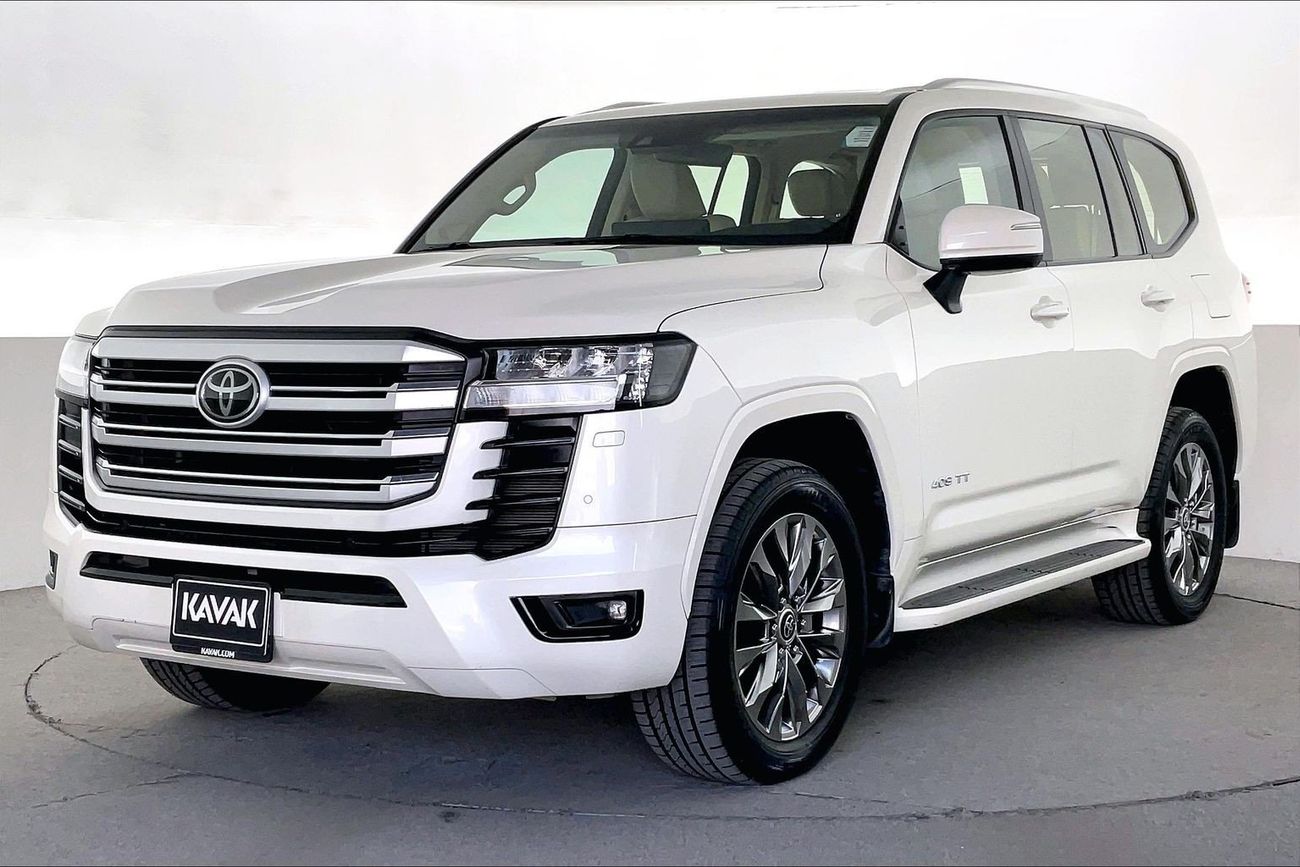 Toyota Land Cruiser GXR | National Day Celebration | Guaranteed Warranty | 0 Down Payment