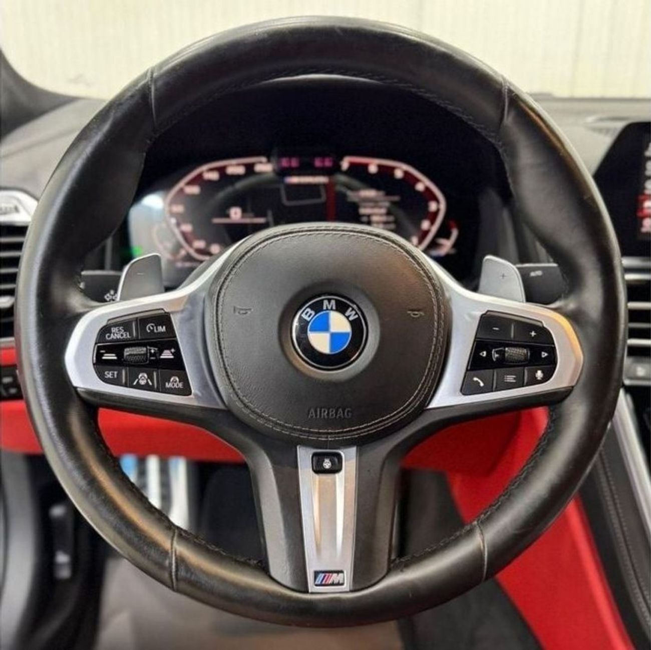 بي أم دبليو M850i 2019 BMW M850i, 1 Year Warranty, Full Service History, GCC