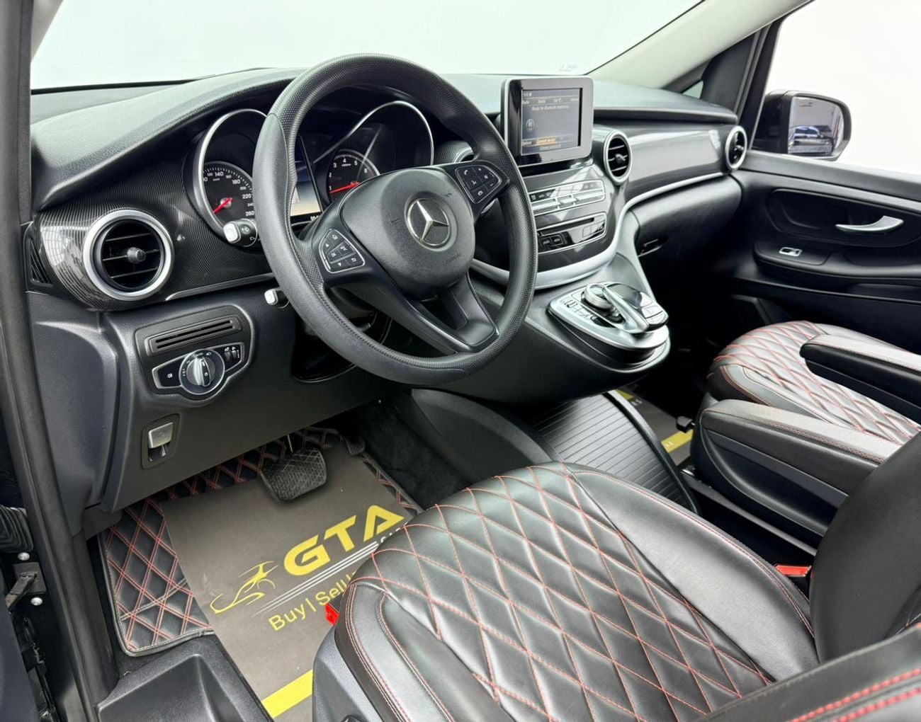 Mercedes Benz V 250 VKL 2019 Mercedes Benz V250, Warranty, Full Service History, Excellent Condition, GCC