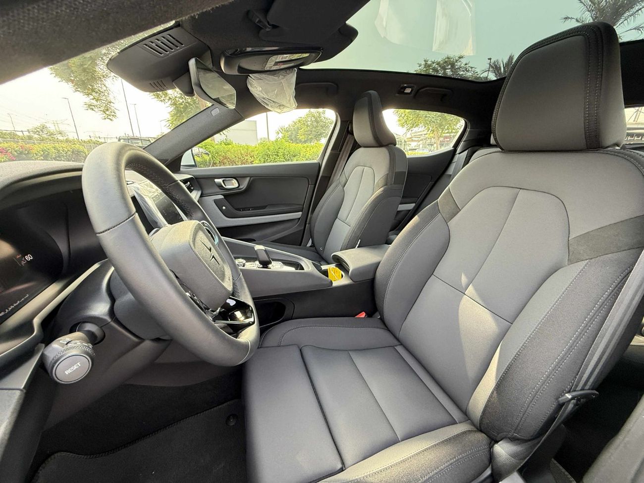 بولستار بوليستار 2 **2024**GCC SPEC UNDER WARRANTY LONG RANGE