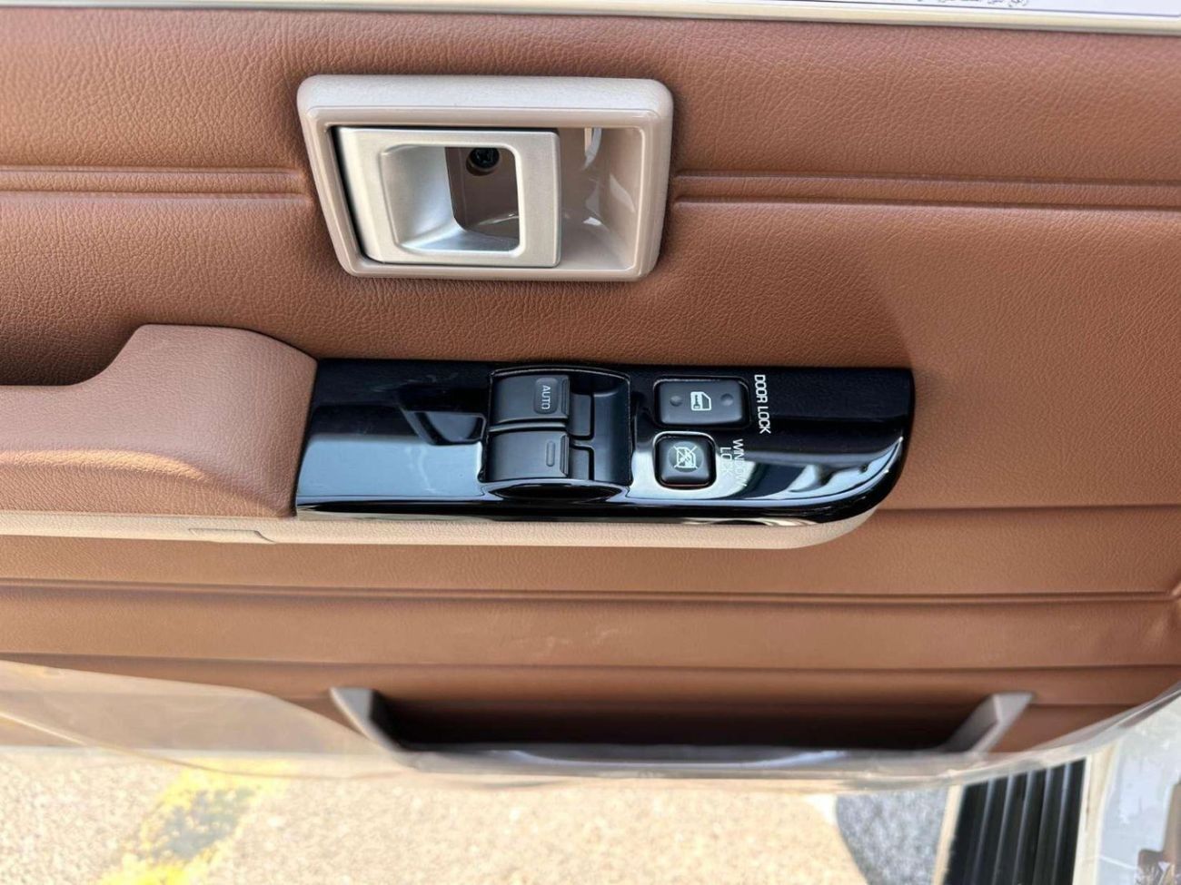 Toyota Land Cruiser 70 TOYOTA LAND CRUISER 71 2.8L 3DOOR 4WD SUV 2025