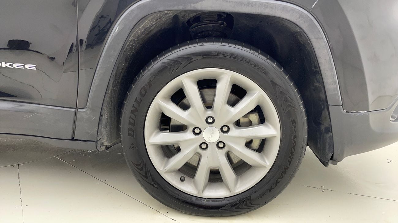 جيب شيروكي 2018 LIMITED | AED 861/Month | 0 DP | 30 Day Return | Warranty | Service History