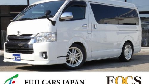 Toyota Hiace TRH214W