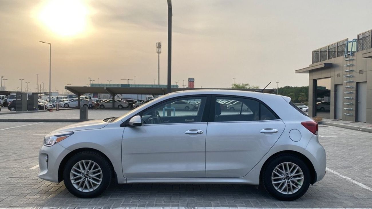 Kia Rio MPI Full Option