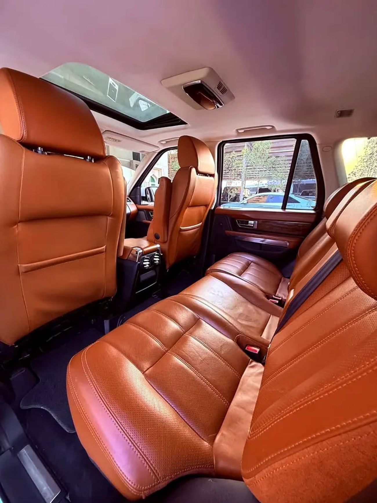 Land Rover Range Rover Sport SUPERCHARGED رنج روفر سبورت فل اوبشن خليجي Supercharged GCC Specs
