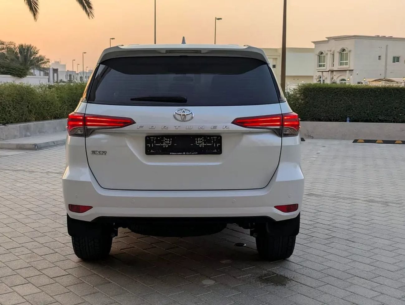 Toyota Fortuner EXR 4X4 V4 2.7L Excellent Condition