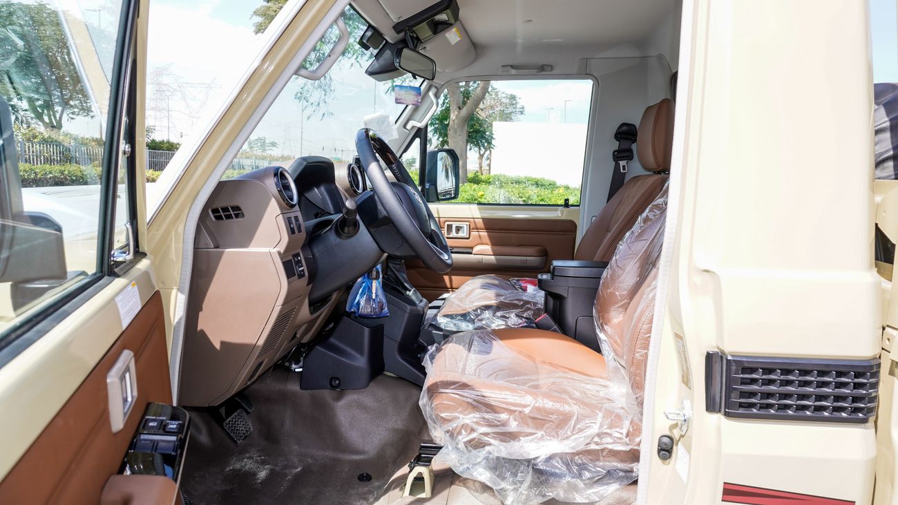 Toyota Land Cruiser Pick Up LX 4.0 L V6