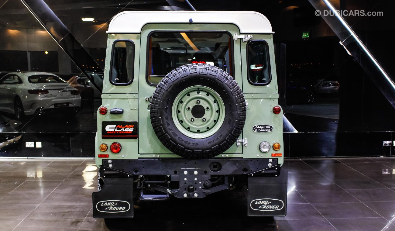 Land Rover Defender Heritage Edition