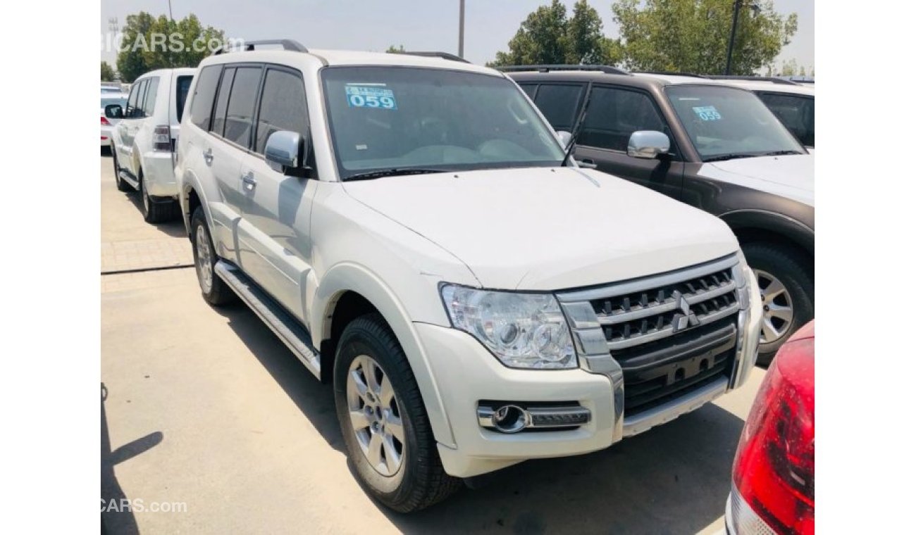 Mitsubishi Pajero 3.5L -- SPECIAL PRICE -- FULL OPTION