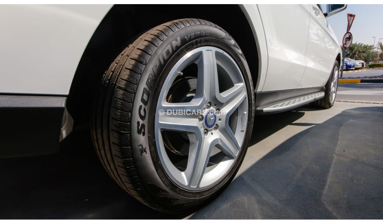 Mercedes-Benz ML 400