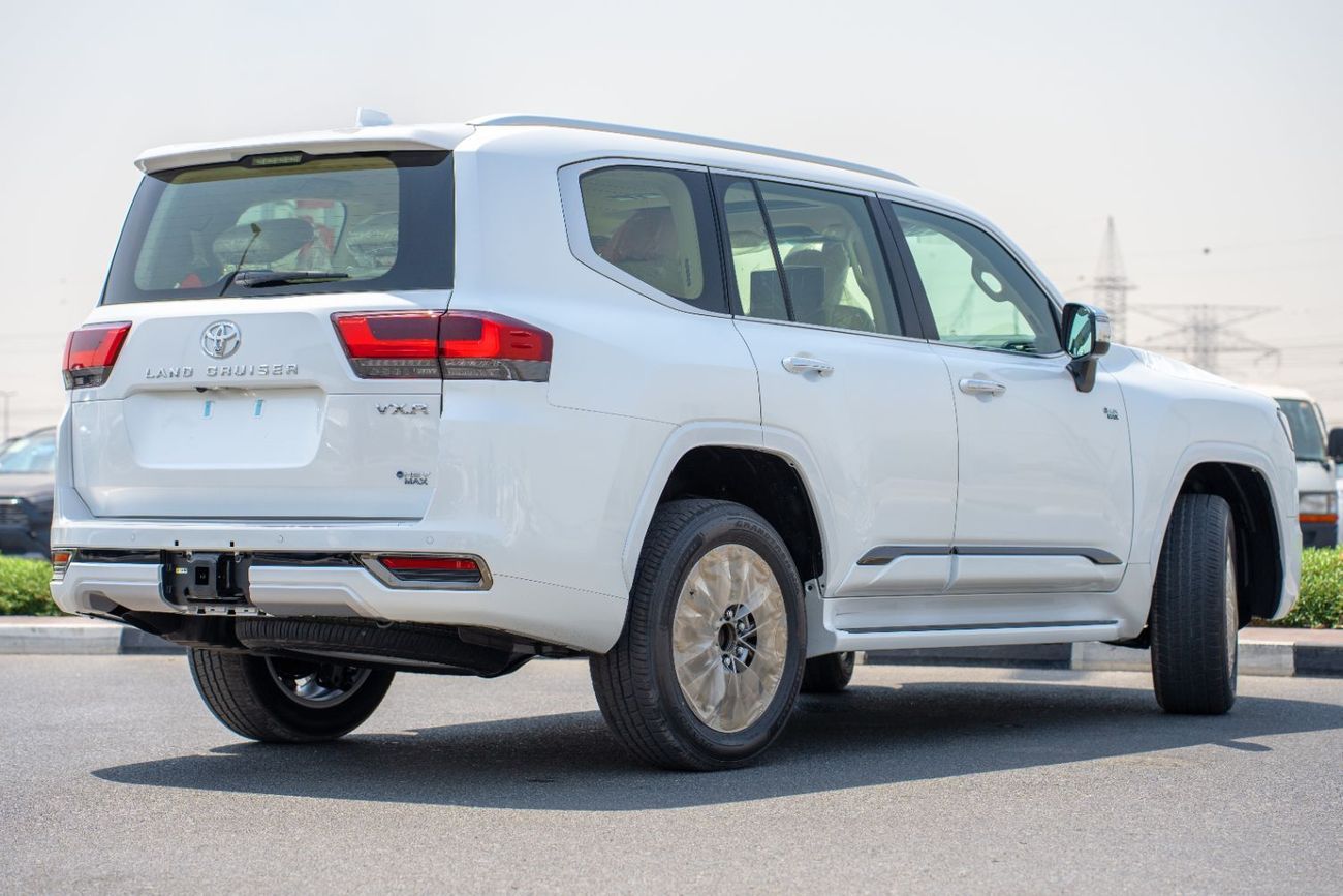 تويوتا لاند كروزر تويوتا لاند كروزر VXR 2025 هجين 3.5 لتر