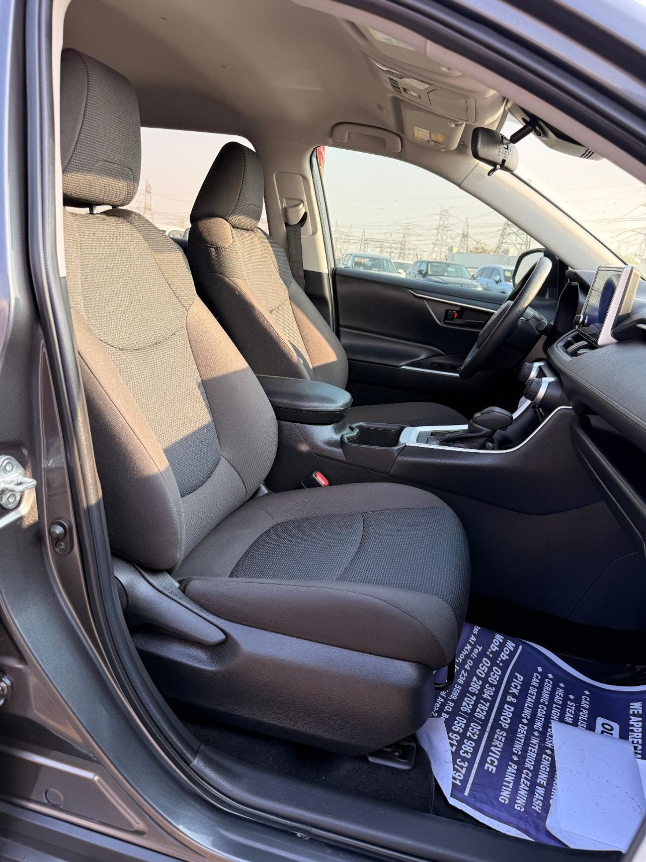 Toyota RAV4 2.5L (4WD) LE