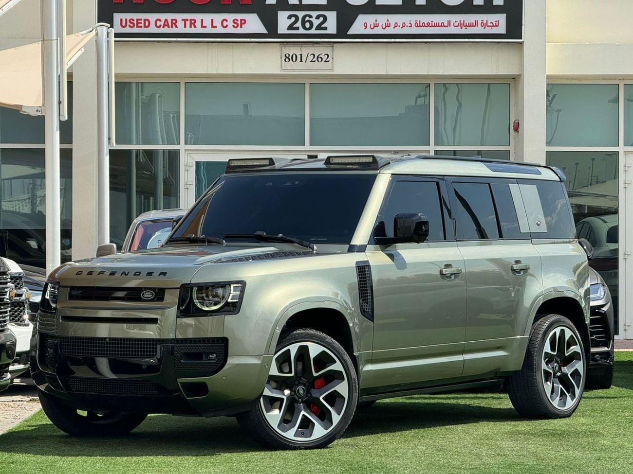 Land Rover Defender P400 90 SE LAND ROVER DEFENDER 2020 GCC SE P400 FULL OPTION PERFECT CONDITION