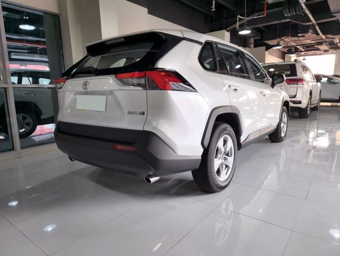 Toyota RAV4 2.5L (2WD) EX