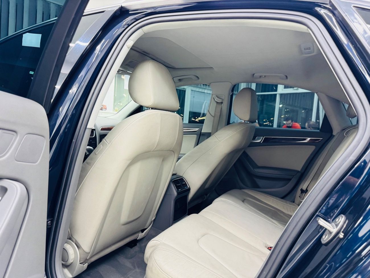 أودي A4 GCC .. 4 Cyl .. Full Options