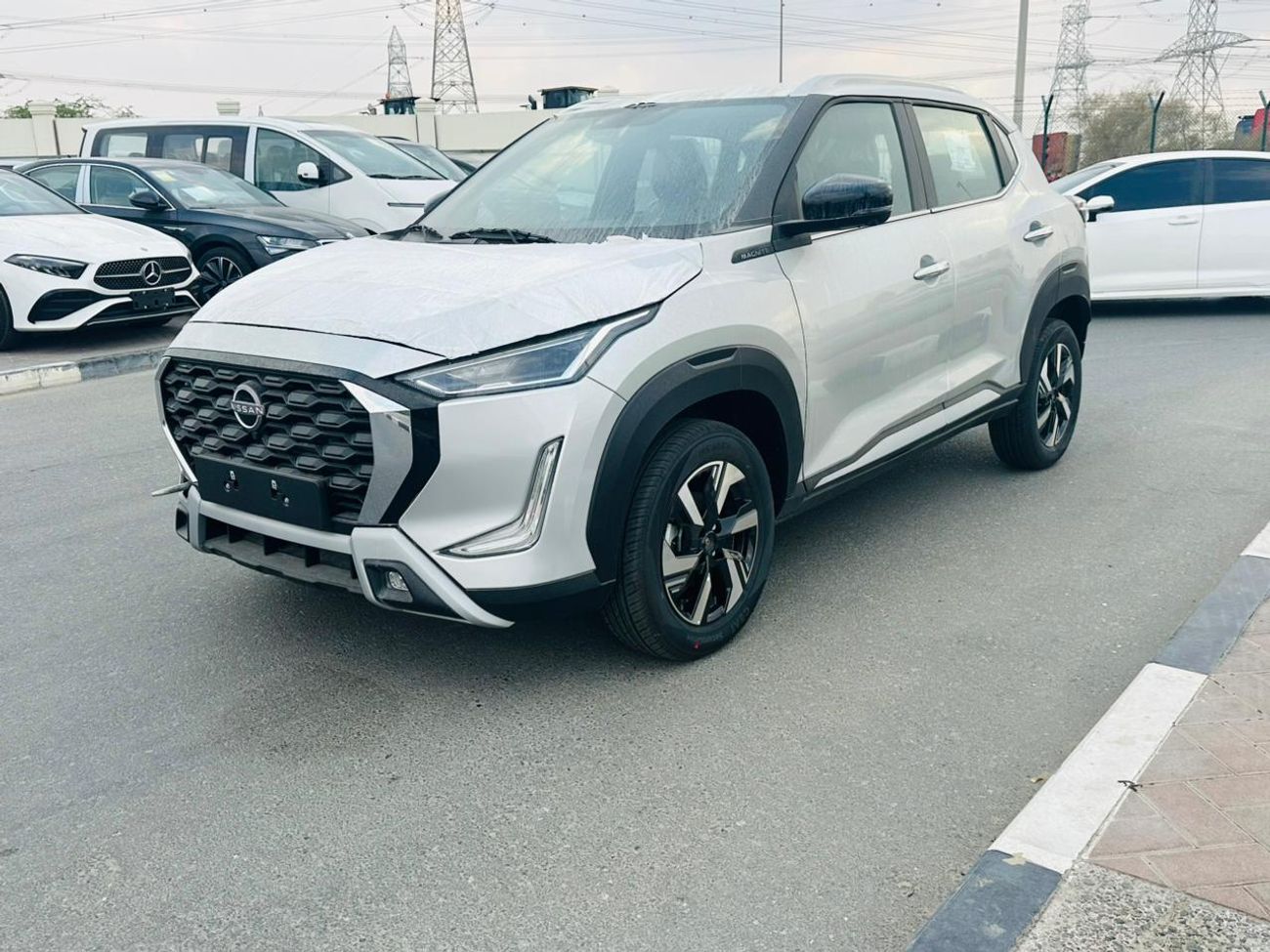 نيسان ماغنيت 1.0L, KEYLESS ENTRY,360 CAMERA, ALLOY WHEELS,MODEL 2025