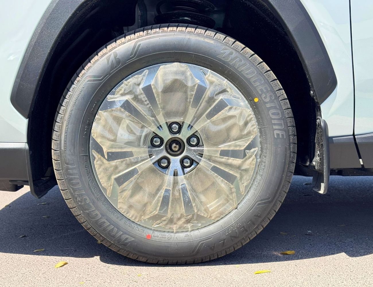 Toyota RAV4 EURO 6 / Full Option / 2.5L With Sunroof / 4WD CODE # RAVPH