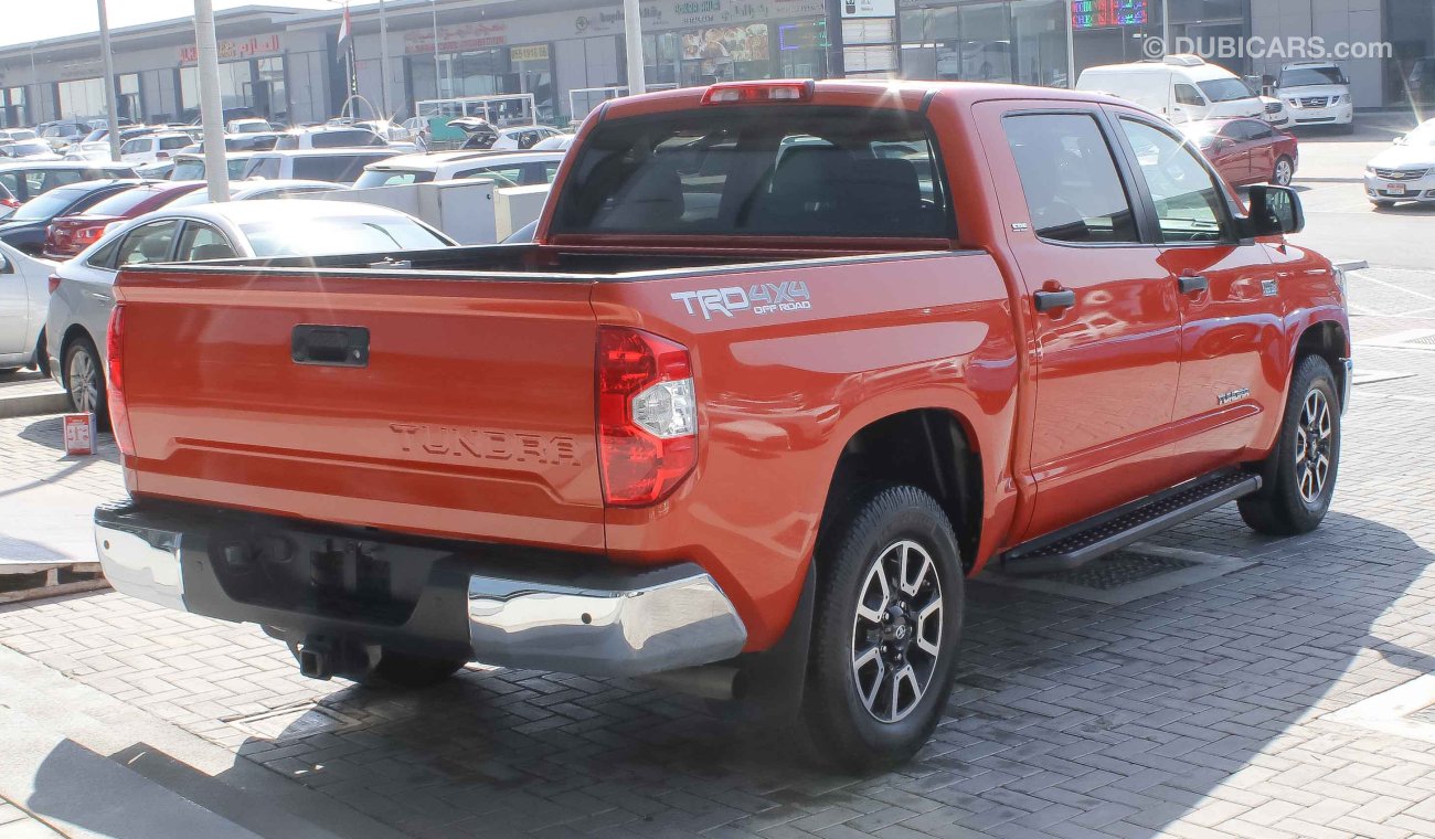 Toyota Tundra SR5 5.7