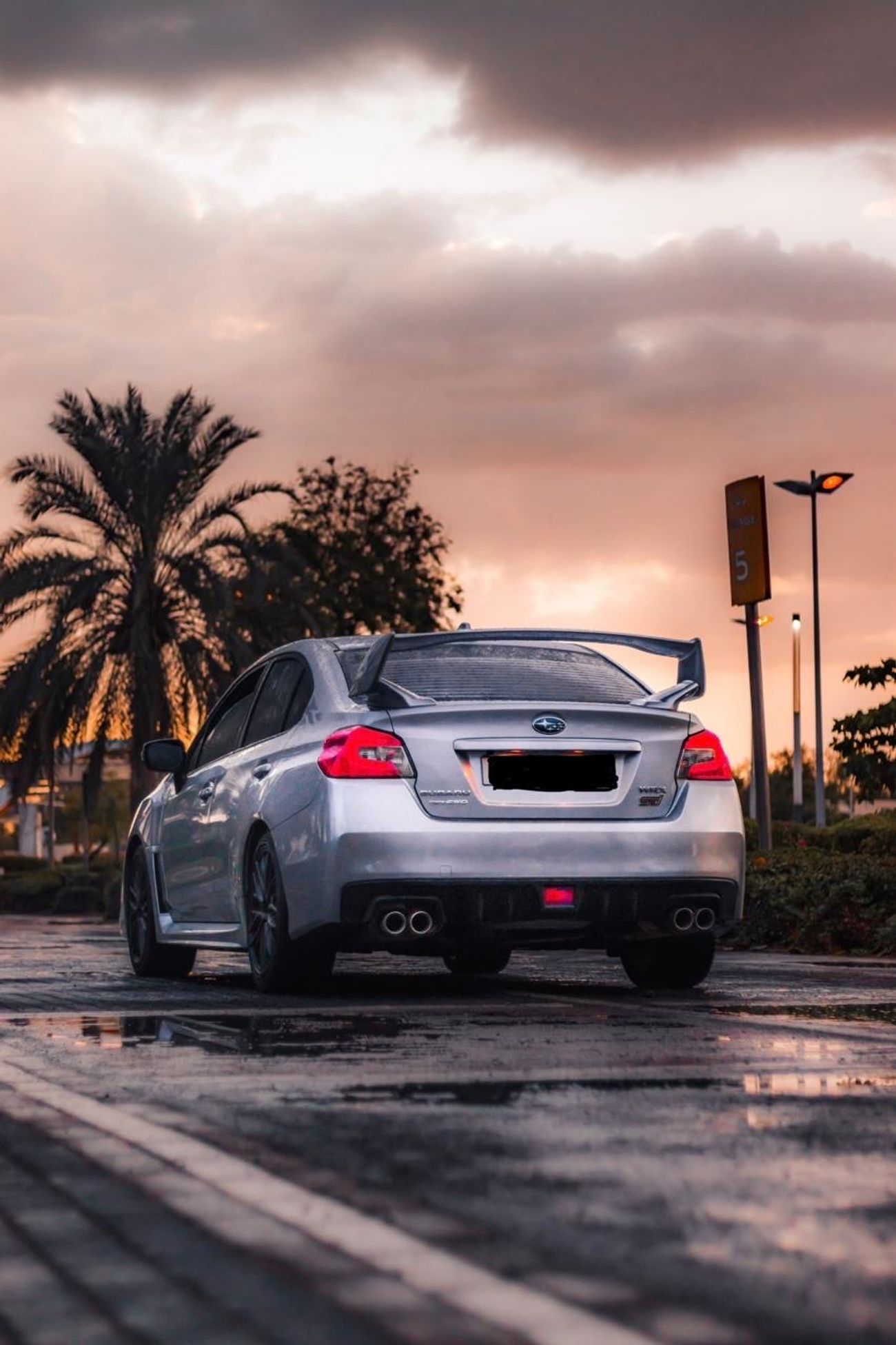 سوبارو امبريزا WRX