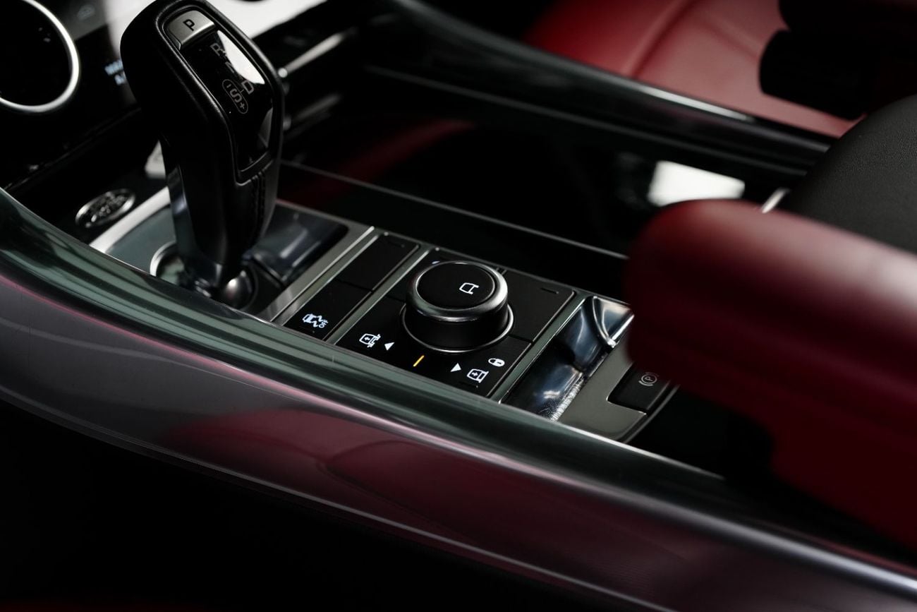 Land Rover Range Rover Sport HSE Dynamic 3.0L GCC-Al Tayer Service History-22Inch Rims-Red Brake Callipers