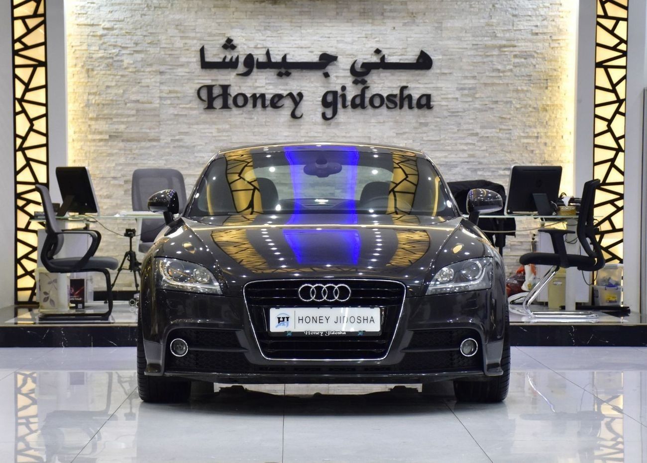 أودي TT EXCELLENT DEAL for our Audi TT TFSi S-Line ( 2013 Model ) in Grey Color GCC Specs