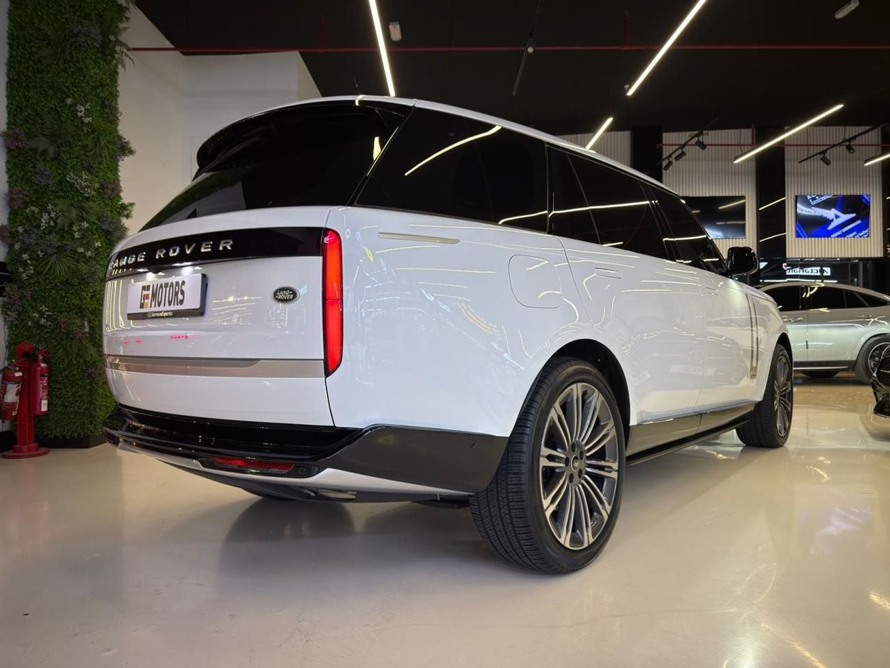 لاند روفر رينج روفر AUTOBIOGRAPHY LWB P530 AUTOBIOGRAPHY LWB P530