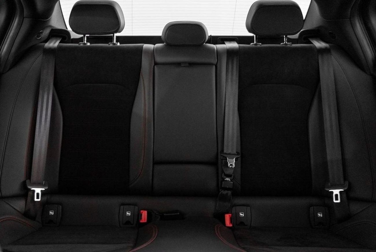 ألفا روميو جوليا Quadrifoglio 2.9L (505 HP)