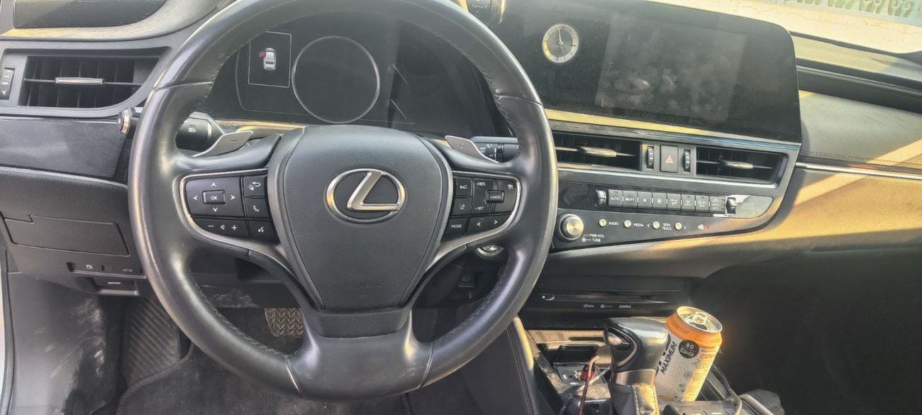 لكزس ES 350 F-Sport 3.5L