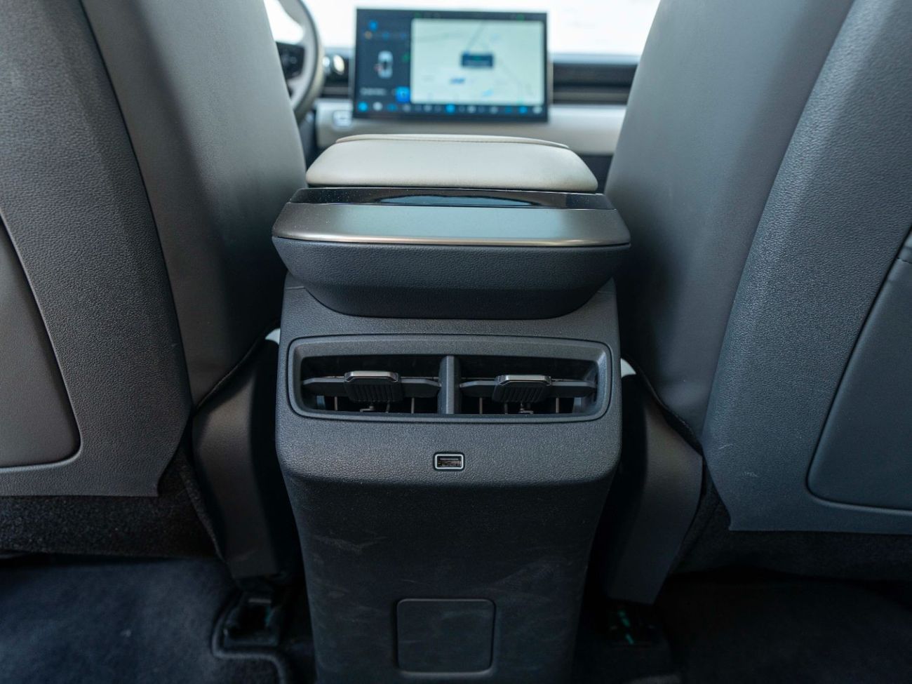 Jetour Dashing AED 1,494 PM • DASHING 1.6L TURBO LUXURY • LOW KM • OFFICIAL JETOUR AGENCY WARRANTY UNTIL 2030