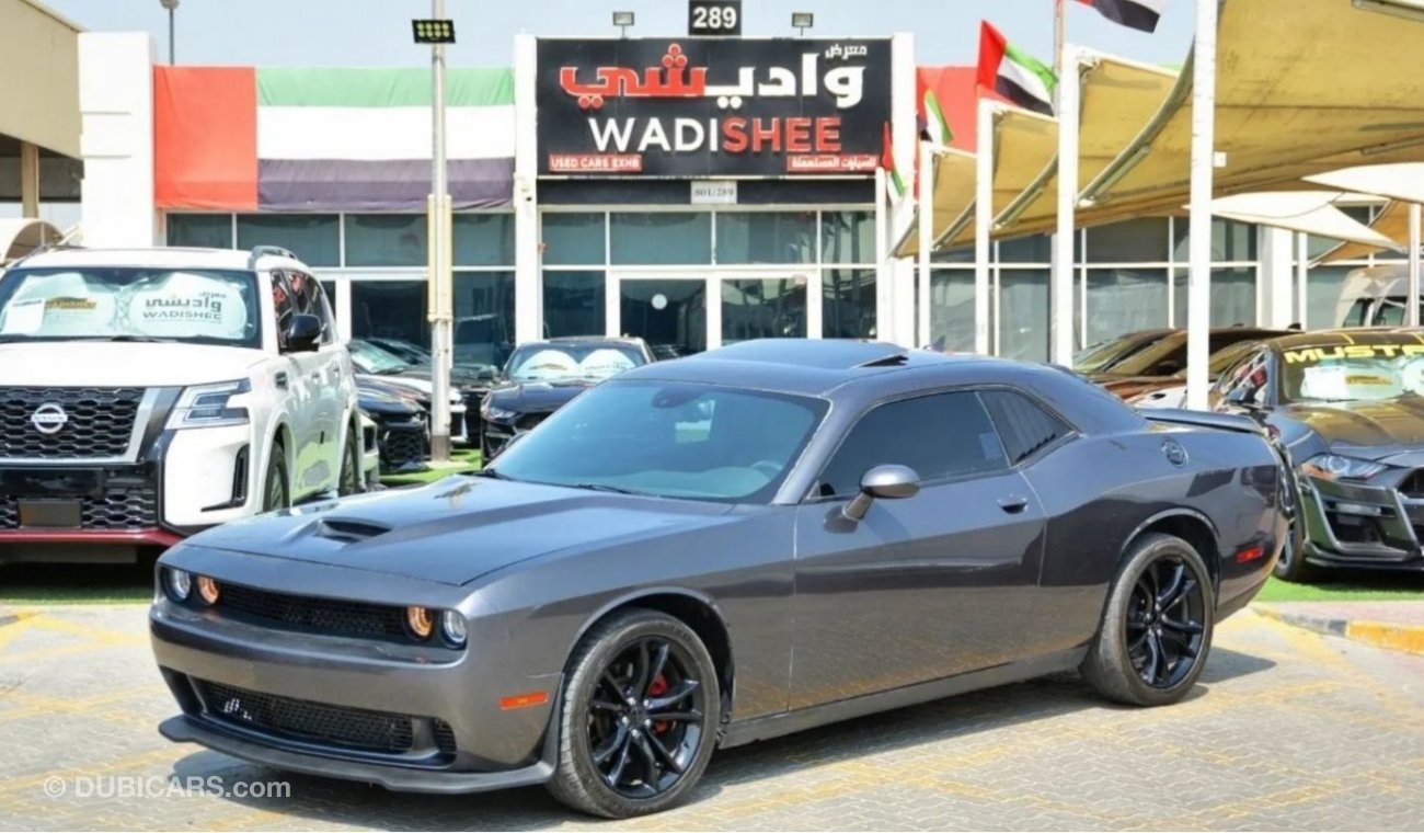 Dodge Challenger Challenger SXT Plus V6 3.6L 2016/FullOption/SunRoof/ Very Good Condition