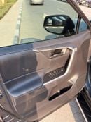 Toyota RAV4 2.5L (4WD) LE