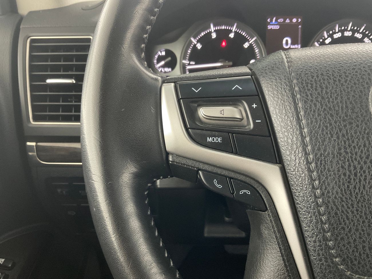 تويوتا لاند كروزر GXR GT | شامل الضمان | 0 ﺪﻔﻋﺓ ﺃﻮﻟﻯ