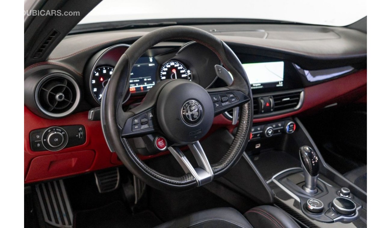 Alfa Romeo Giulia 2018 Alfa Romeo Giulia Quadrifoglio / Full Service History