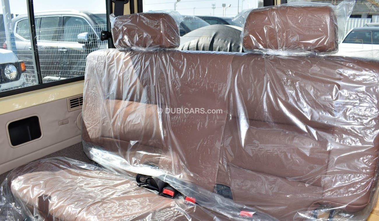 تويوتا لاند كروزر 2 Door