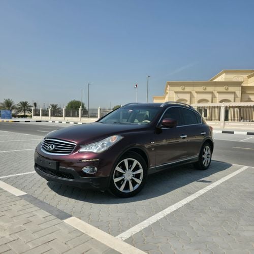 إنفينيتي QX50 بريميوم