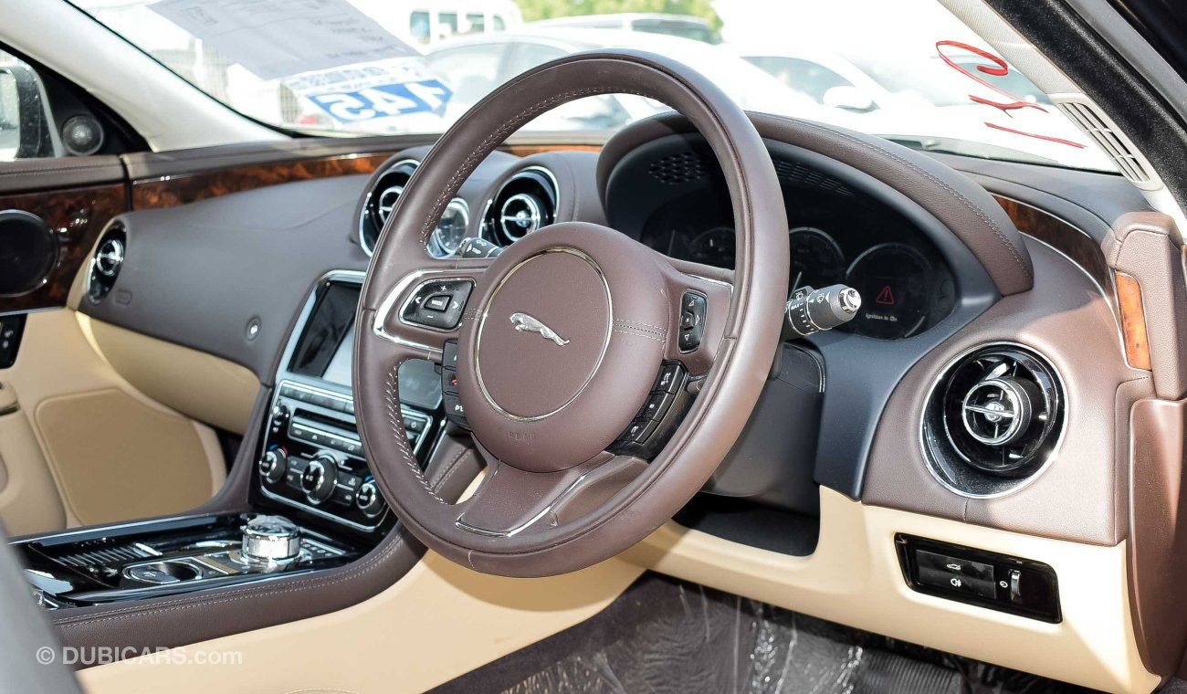 جاغوار XJ 2.0 GTDI Premium Luxury Right Hand Drive