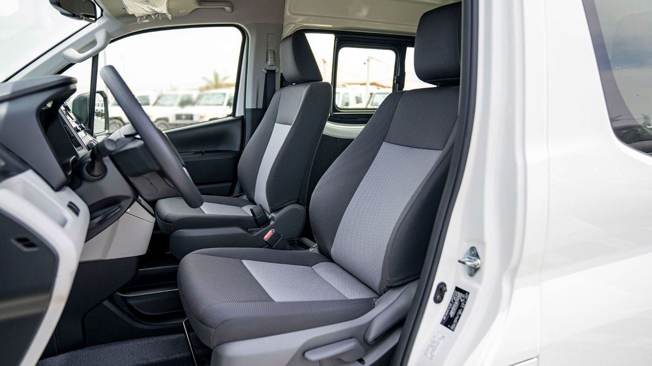 Toyota Hiace GL Commuter GL High Roof 3.5L