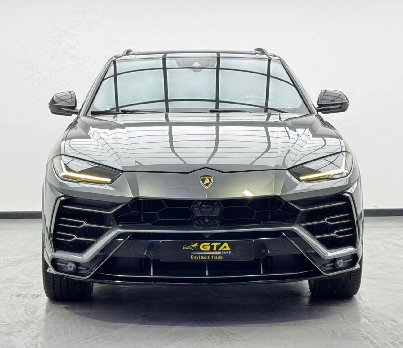 Lamborghini Urus 2019 Lamborghini Urus, Full Service History, Fully Loaded, Excellent Condition, GCC