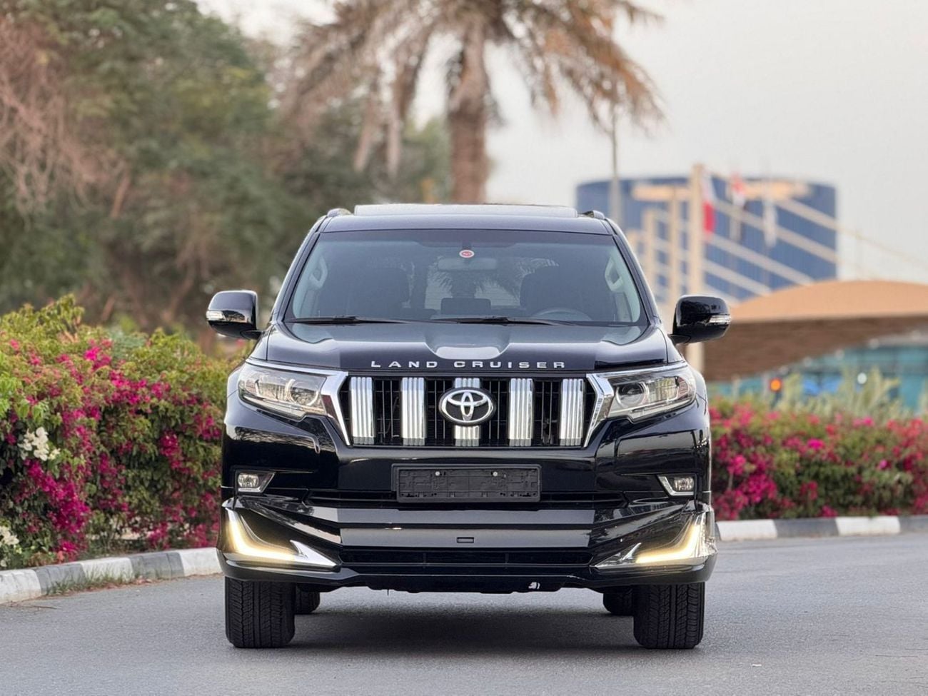 تويوتا برادو TX-L 2.7L (271 HP)