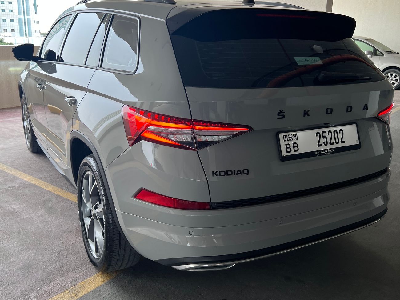 سكودا كودياك Sport line tooop 1.5 Turbo GCC LOW KM