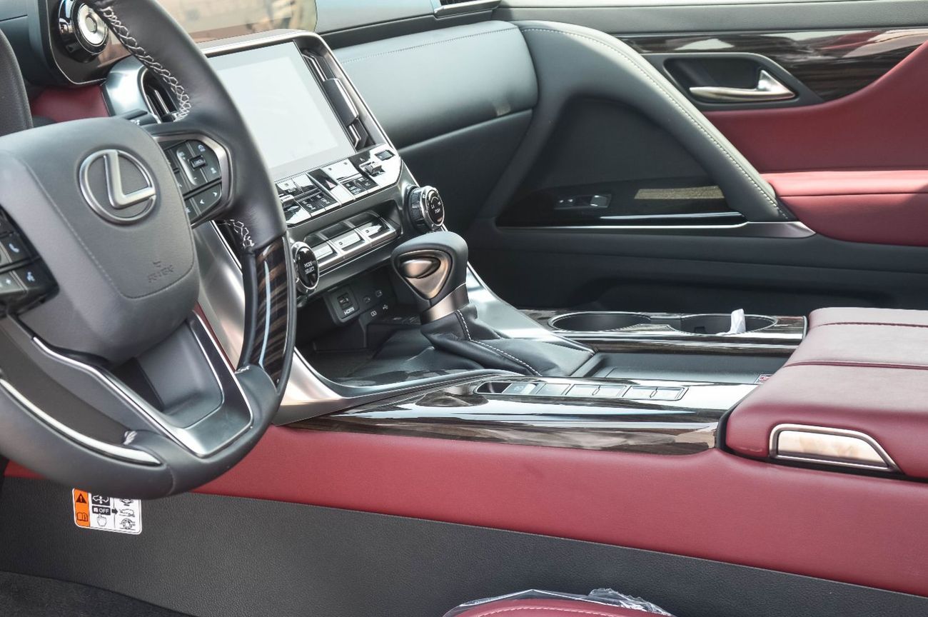 Lexus LX 600 Signature 3.5L ( CYL) LEXUS LX600 3.5L 4WD PETROL SUV 2025