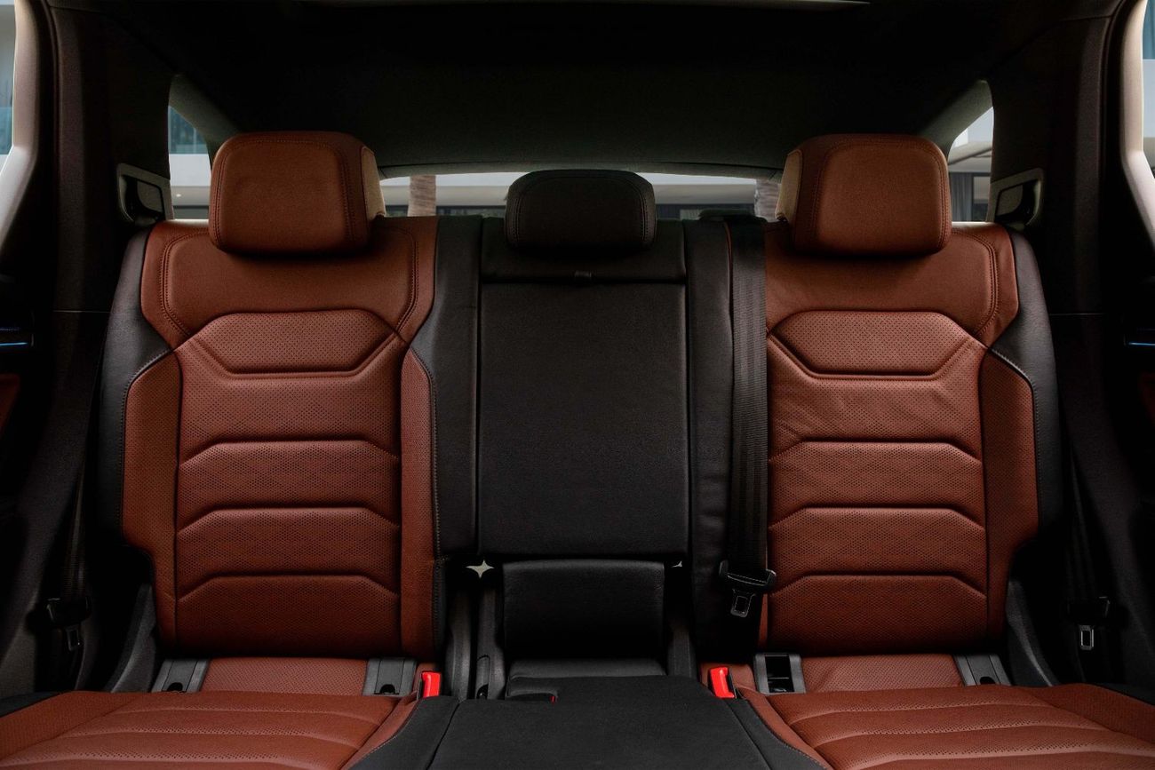 Volkswagen Touareg Atmosphere | 3,721 P.M  | 0% Downpayment | Volkswagen Warranty