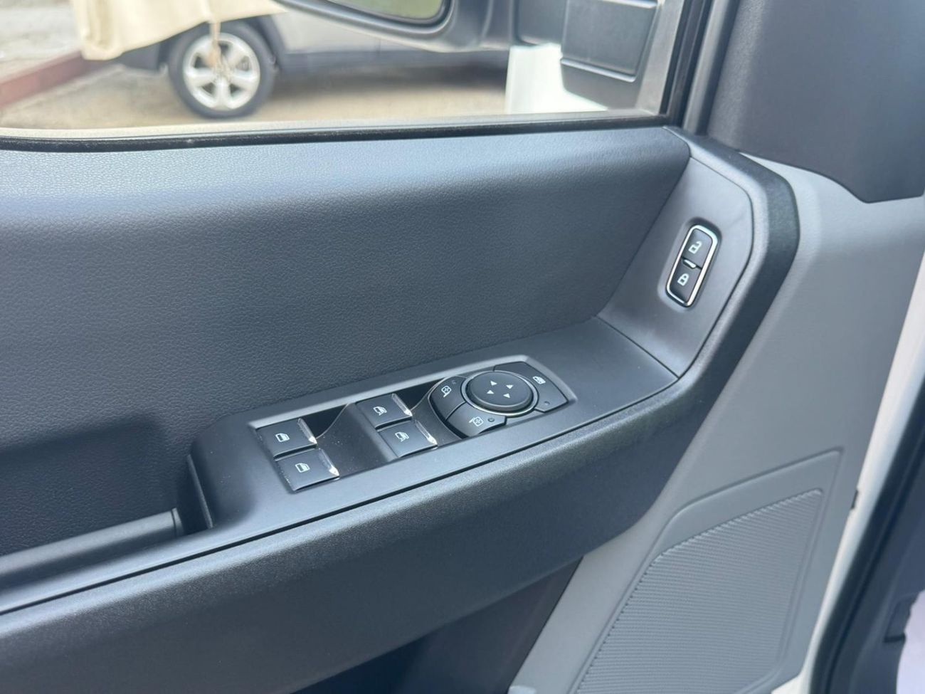 فورد F 250 Ford Super Duty DC F 250 petrol  AT  6.8L V8 2024 model