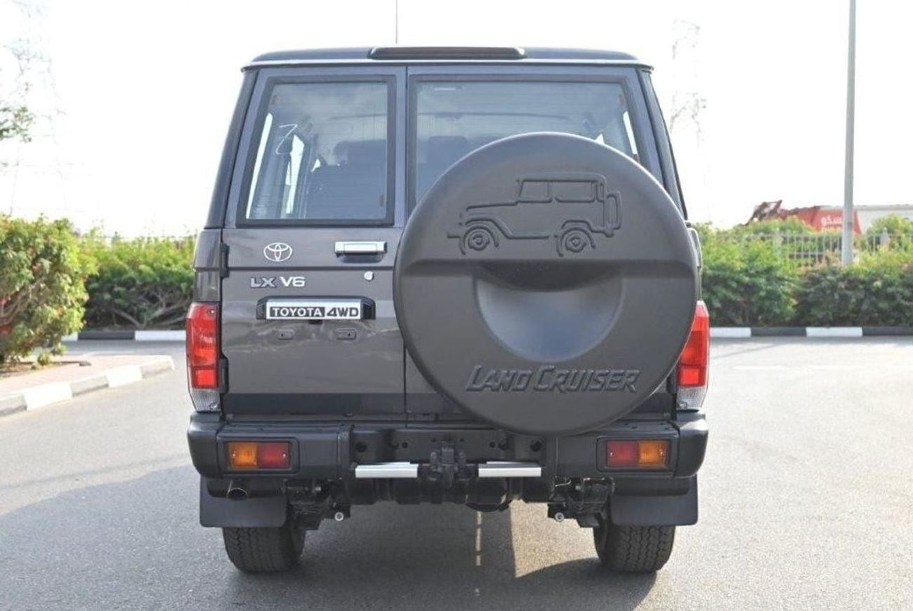 Toyota Land Cruiser 70 SDLX V6 4.0L PETROL 4WD 5-SEATER AUTOMATIC