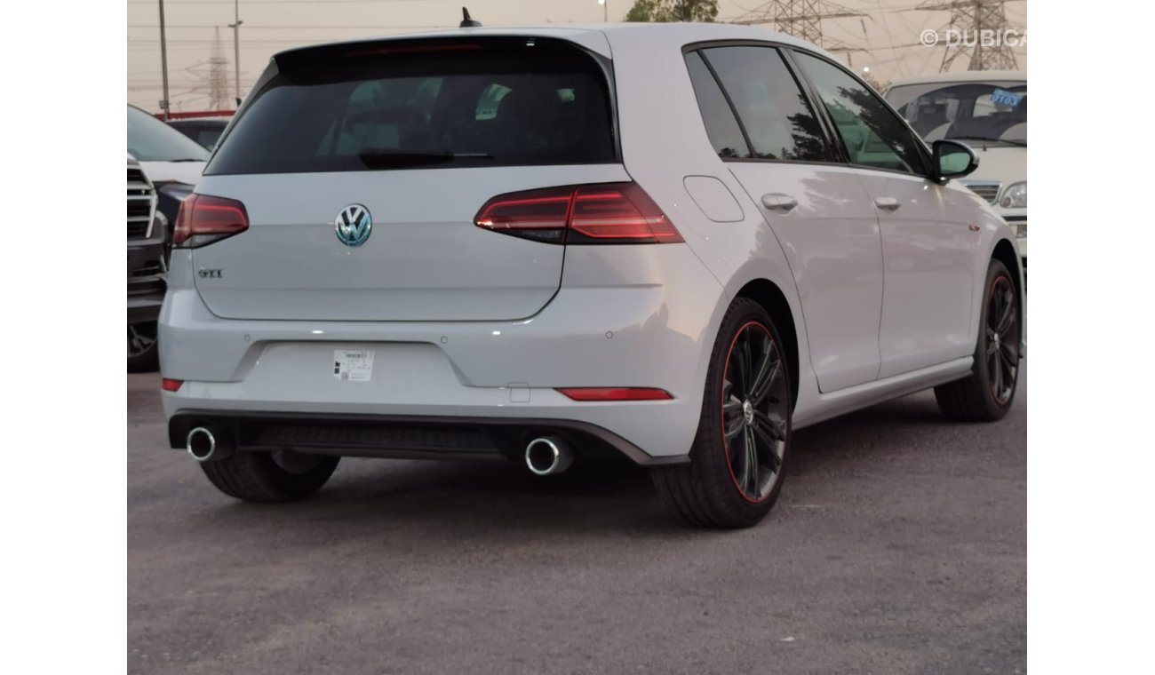 فولكس واجن جولف GTi MODEL 2018 AUTO PARKING GCC SPECTION